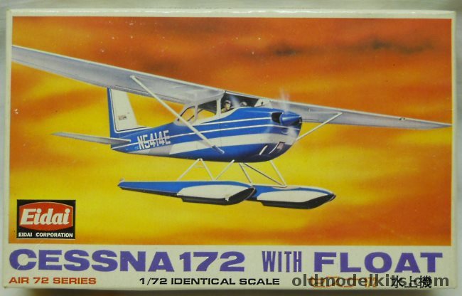 Eidai 1/72 Cessna 172 Skyhawk with Floats, 002-150 plastic model kit